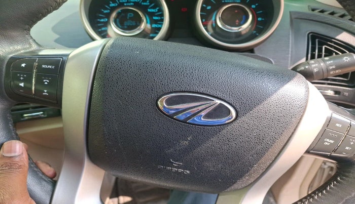 2018 Mahindra XUV500 W9 AT, Diesel, Automatic, 88,061 km, interior