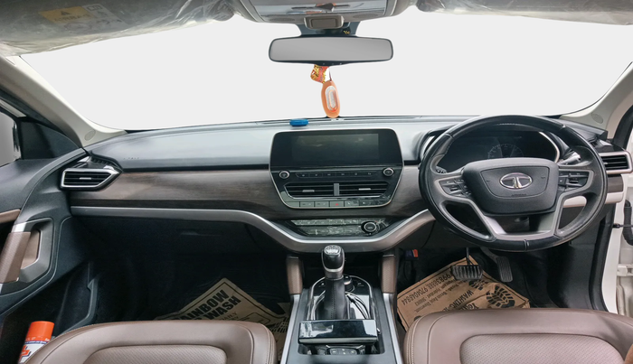 2022 Tata Harrier XZA PLUS 2.0L, Diesel, Automatic, 34,222 km, interior