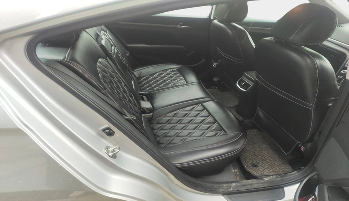 2017 Hyundai New Elantra 2.0 SX AT PETROL, Petrol, Automatic, 46,756 km, interior