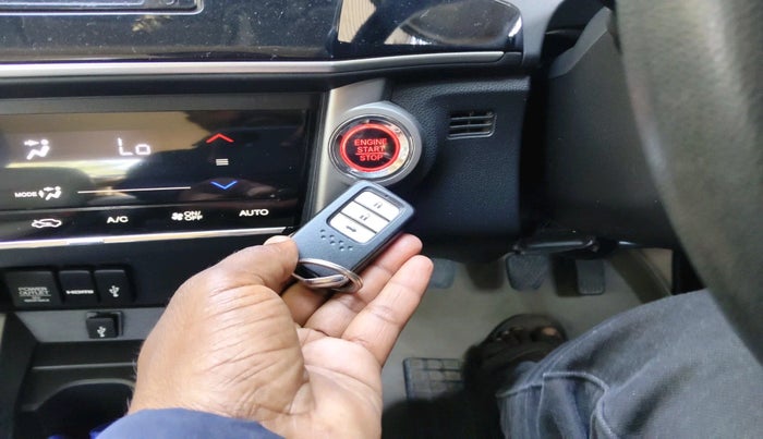 2017 Honda City 1.5L I-VTEC V MT, Petrol, Manual, 1,02,132 km, interior