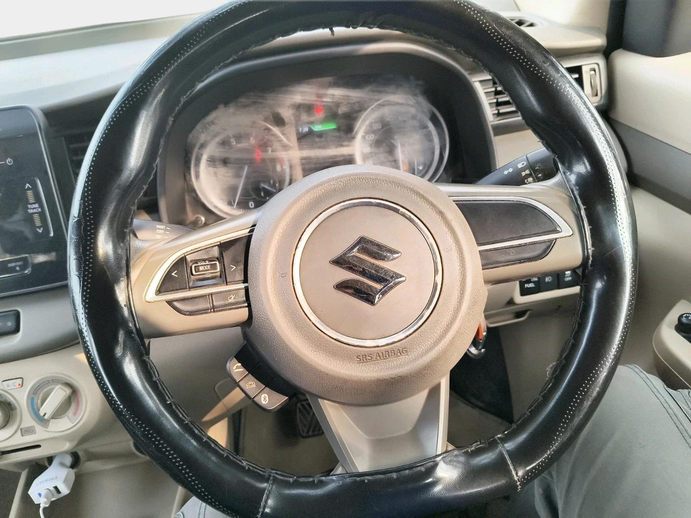 2023 Maruti Ertiga   VXI (O) CNG, CNG, Manual, 83,951 km, interior