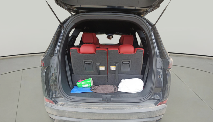 2023 Tata Safari XZA PLUS O DARK EDITION, Diesel, Automatic, 27,775 km, exterior