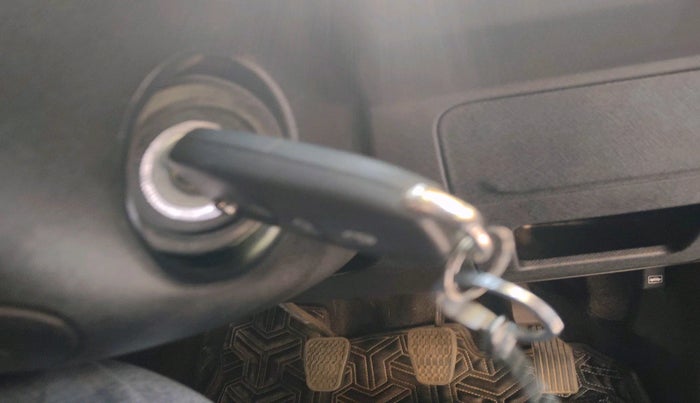 2025 Tata NEXON SMART PLUS 1.2 REVOTRON, Petrol, Manual, 9,959 km, interior