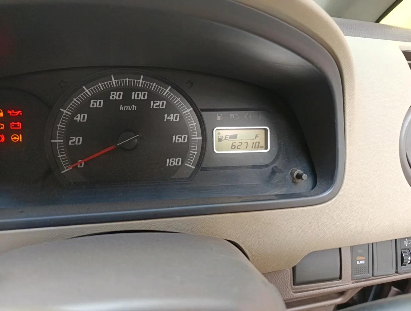 2010 Maruti Zen Estilo LXI, Petrol, Manual, 62,710 km, interior