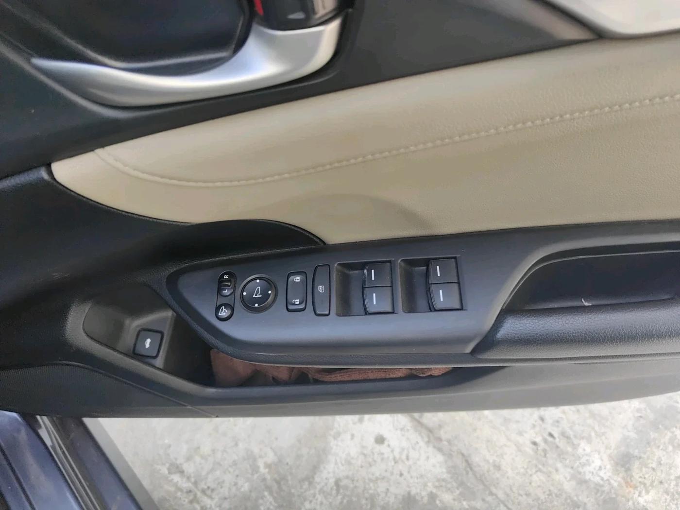 2019 Honda Civic 1.8L I-VTEC ZX CVT, Petrol, Automatic, 69,661 km, interior