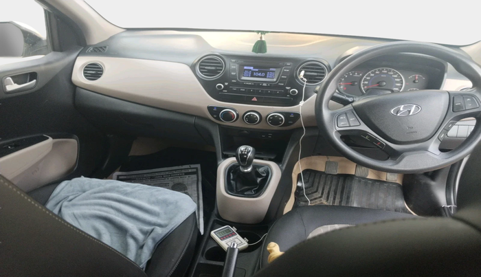 2016 Hyundai Grand i10 SPORTZ 1.1 CRDI, Diesel, Manual, 1,47,732 km, interior