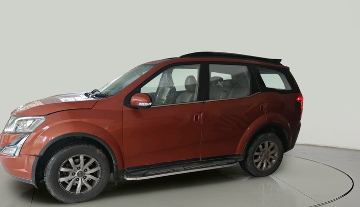 2015 Mahindra XUV500 W10 AWD, Diesel, Manual, 91,526 km, exterior
