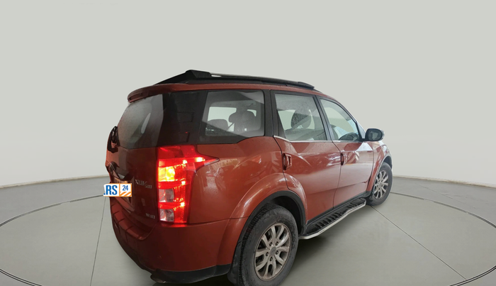 2015 Mahindra XUV500 W10 AWD, Diesel, Manual, 91,526 km, exterior