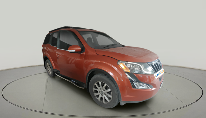 2015 Mahindra XUV500 W10 AWD, Diesel, Manual, 91,526 km, exterior