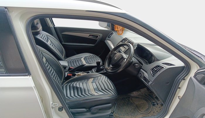 2017 Maruti Vitara Brezza ZDI PLUS, Diesel, Manual, 1,45,936 km, interior