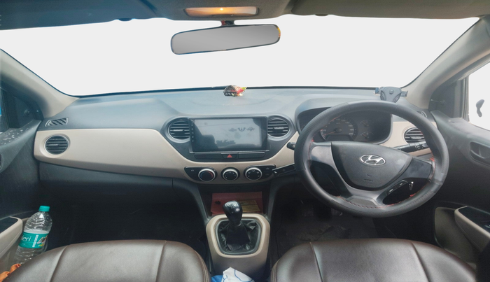 2016 Hyundai Xcent BASE 1.1, Diesel, Manual, 1,57,037 km, interior