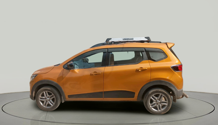 2022 Renault TRIBER RXZ, Petrol, Manual, 1,24,468 km, exterior