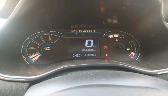 2022 Renault TRIBER RXZ, Petrol, Manual, 1,24,468 km, interior