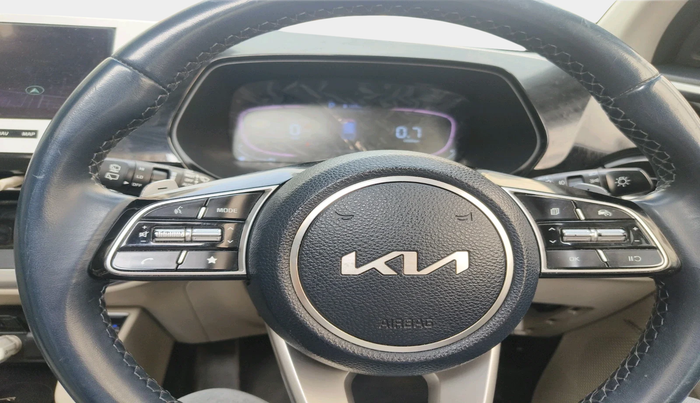 2022 KIA CARENS LUXURY PLUS 1.5 DIESEL AT 6 STR, Diesel, Automatic, 88,538 km, interior