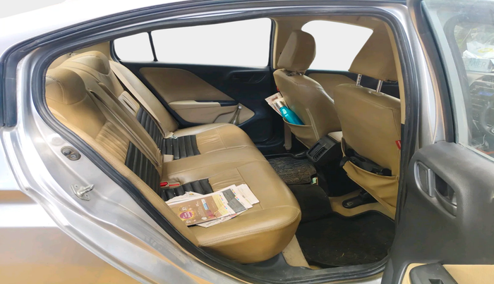 2014 Honda City 1.5L I-DTEC SV, Diesel, Manual, 1,54,227 km, interior