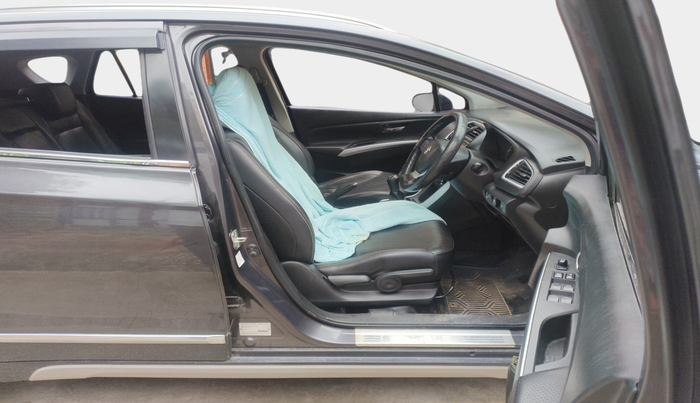 2020 Maruti S Cross ALPHA 1.3, Diesel, Manual, 95,142 km, interior