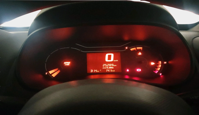 2022 Renault Kwid RXL 1.0 (O), Petrol, Manual, 25,289 km, interior