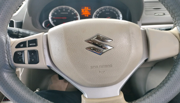 2013 Maruti Ertiga ZXI, Petrol, Manual, 1,05,820 km, interior