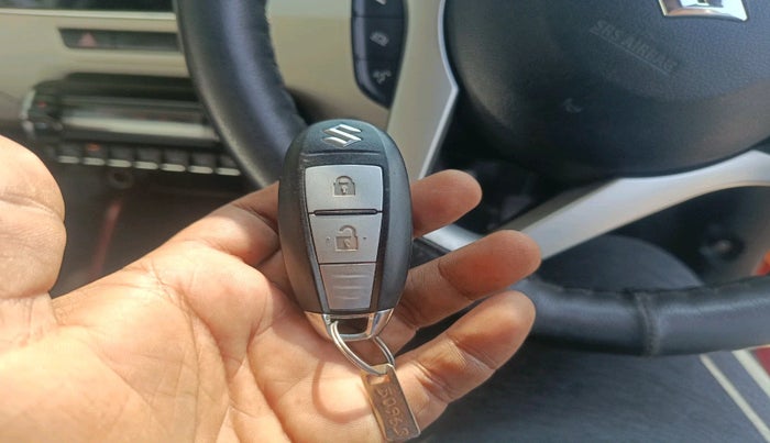 2017 Maruti IGNIS ALPHA 1.2 DUAL TONE, Petrol, Manual, 1,03,398 km, interior