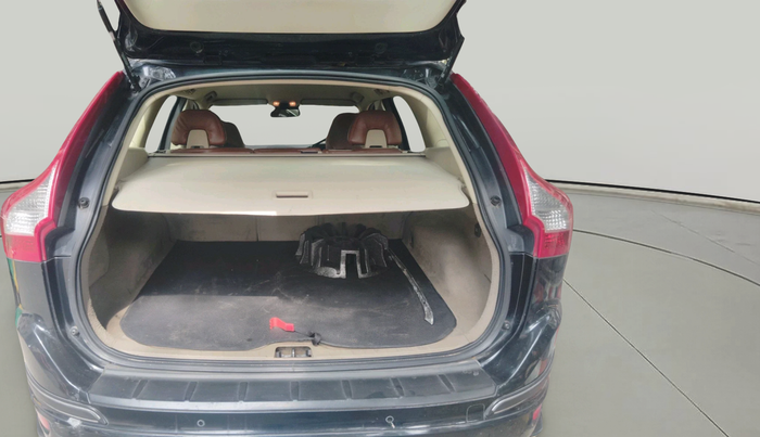 2012 Volvo XC 60 D4 KINETIC, Diesel, Automatic, 1,46,550 km, exterior