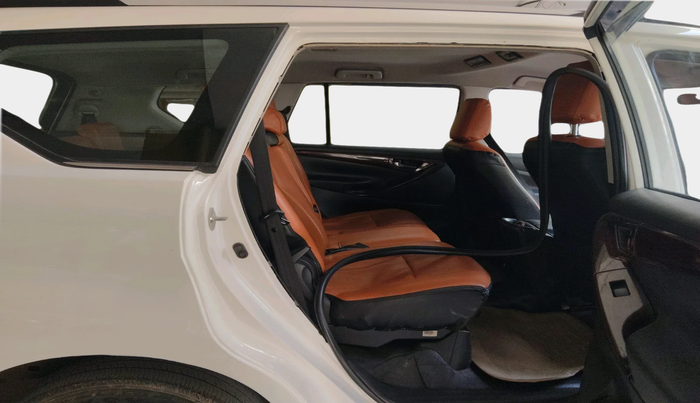 2021 Toyota Innova Crysta 2.4 GX 8 STR, Diesel, Manual, 1,03,461 km, interior