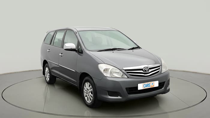 2011 Toyota Innova V 2.5 8 STR, Diesel, Manual, 19,418 km, exterior