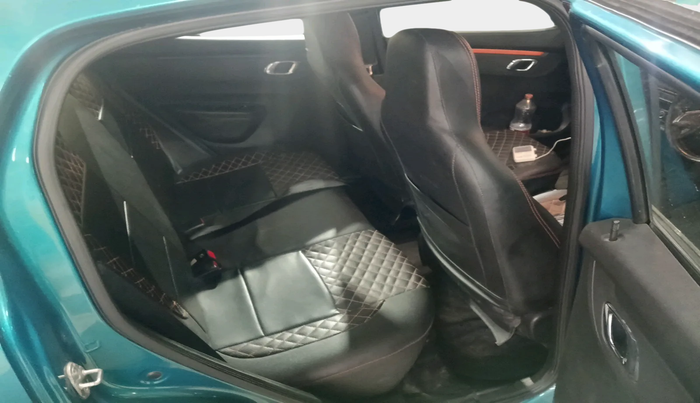 2021 Renault Kwid CLIMBER 1.0 (O), Petrol, Manual, 63,388 km, interior