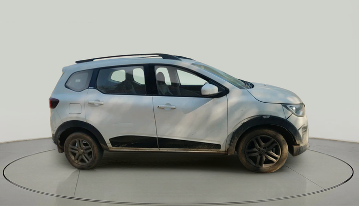 2020 Renault TRIBER RXZ, Petrol, Manual, 46,324 km, exterior
