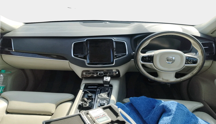 2016 Volvo XC 90 D5 Inscription, Diesel, Automatic, 2,60,885 km, interior