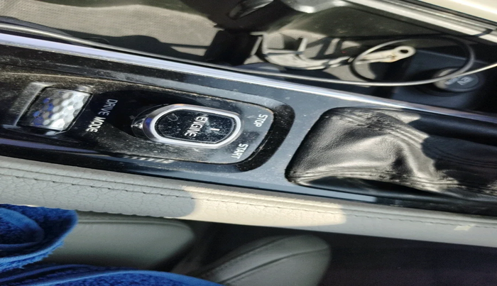 2016 Volvo XC 90 D5 Inscription, Diesel, Automatic, 2,60,885 km, interior