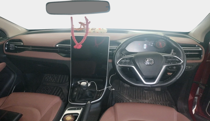 2023 MG HECTOR PLUS SHARP PRO 1.5 TURBO MT 6 STR, Petrol, Manual, 18,000 km, interior