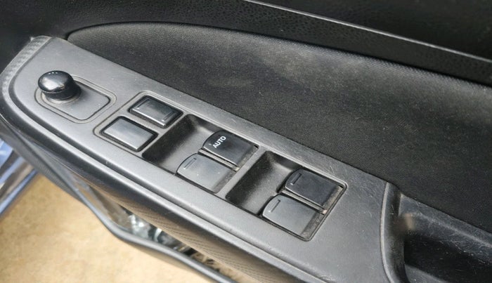 2018 Maruti Swift VXI, Petrol, Manual, 66,948 km, interior