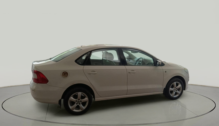 2013 Skoda Rapid ELEGANCE 1.6 MPI MT, Petrol, Manual, 50,306 km, exterior