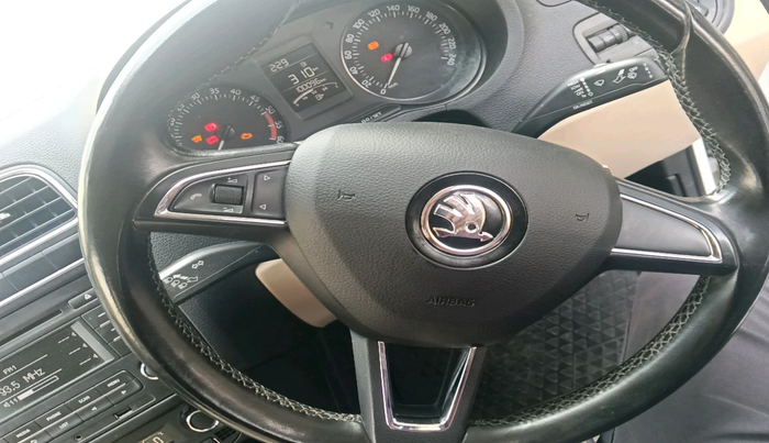 2017 Skoda Rapid AMBITION 1.5 TDI, Diesel, Manual, 1,00,096 km, interior