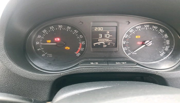 2017 Skoda Rapid AMBITION 1.5 TDI, Diesel, Manual, 1,00,096 km, interior