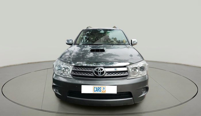 2010 Toyota Fortuner 3.0 4X4 MT, Diesel, Manual, 1,65,269 km, exterior