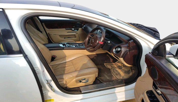 2013 Jaguar XJ L  3.0 Diesel , Diesel, Automatic, 59,501 km, interior