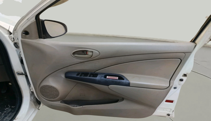 2014 Toyota Etios GD, Diesel, Manual, 1,84,436 km, interior