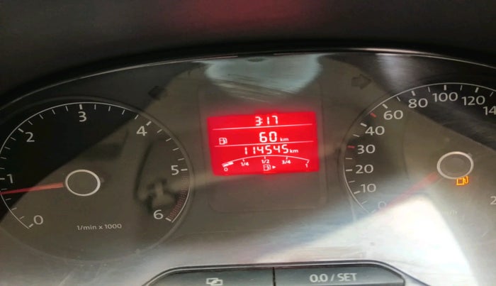 2014 Volkswagen Vento HIGHLINE DIESEL 1.6, Diesel, Manual, 1,14,545 km, interior