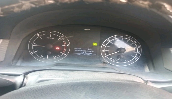 2018 Toyota Innova Crysta 2.4 G 8 STR, Diesel, Manual, 1,78,221 km, interior