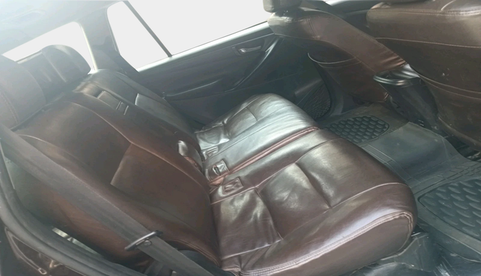 2018 Toyota Innova Crysta 2.4 G 8 STR, Diesel, Manual, 1,78,221 km, interior