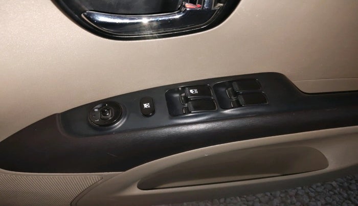 2012 Hyundai i10 SPORTZ 1.2, Petrol, Manual, 50,161 km, interior