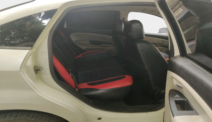 2018 Fiat Linea EMOTION 1.3 L ADVANCED MULTIJET, Diesel, Manual, 1,15,128 km, interior