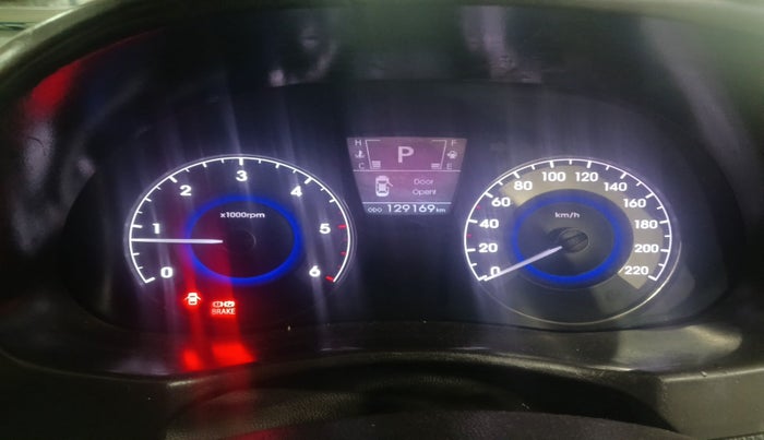 2011 Hyundai Verna FLUIDIC 1.6 CRDI SX AT, Diesel, Automatic, 1,29,169 km, interior