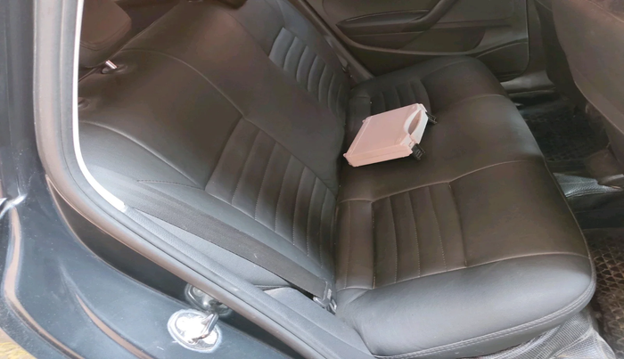 2019 Volkswagen Polo COMFORTLINE 1.0L MPI, Petrol, Manual, 83,565 km, interior