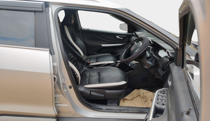 2021 Nissan MAGNITE XV PREMIUM TURBO (O) CVT, Petrol, Automatic, 28,075 km, interior