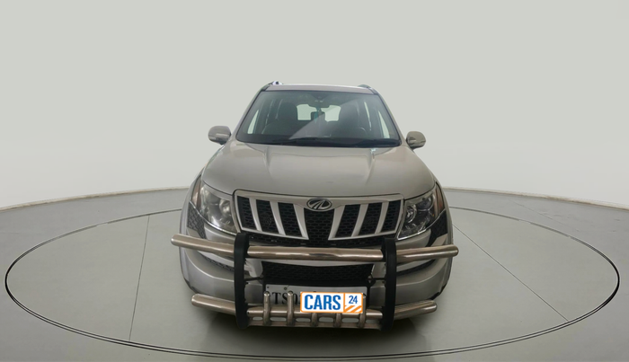 2014 Mahindra XUV500 W6, Diesel, Manual, 1,93,604 km, exterior