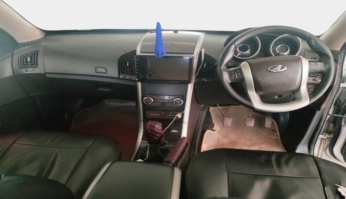 2014 Mahindra XUV500 W6, Diesel, Manual, 1,93,604 km, interior