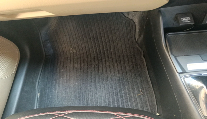 2024 Honda Amaze 1.2L I-VTEC VX CVT, Petrol, Automatic, 10,016 km, interior