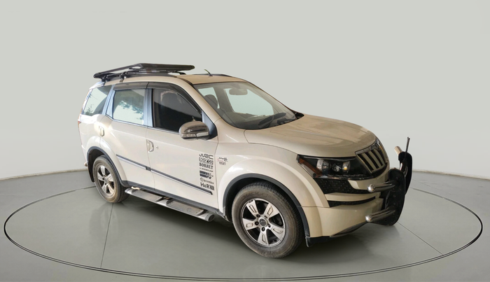 2012 Mahindra XUV500 W8, Diesel, Manual, 1,09,740 km, exterior